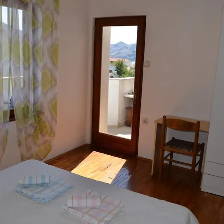 Sersic Lägenhet Baška