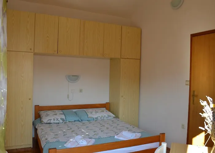 Sersic Apartamento Baška