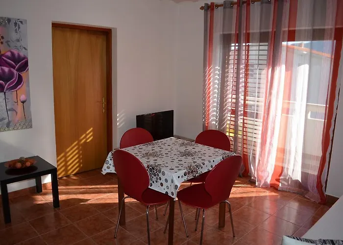 Sersic Apartamento Baška