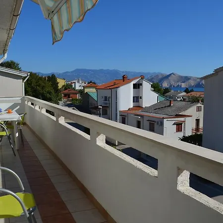 Sersic Apartment