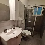 Sersic شقة *