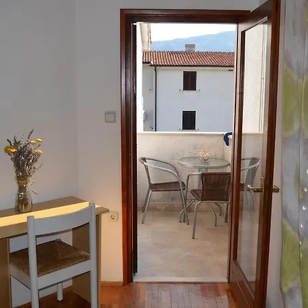 Sersic * Baska (Krk)