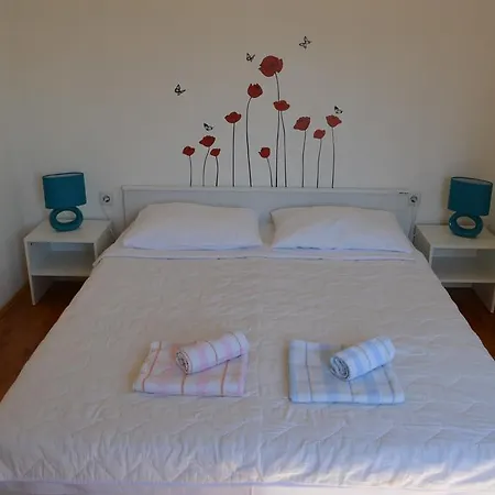 Sersic * Baska (Krk)